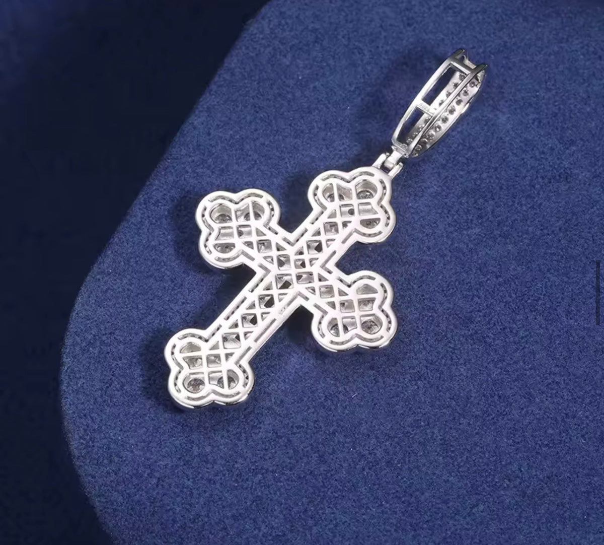 Cross Pendant Vvs Clarity Moissanite 💎