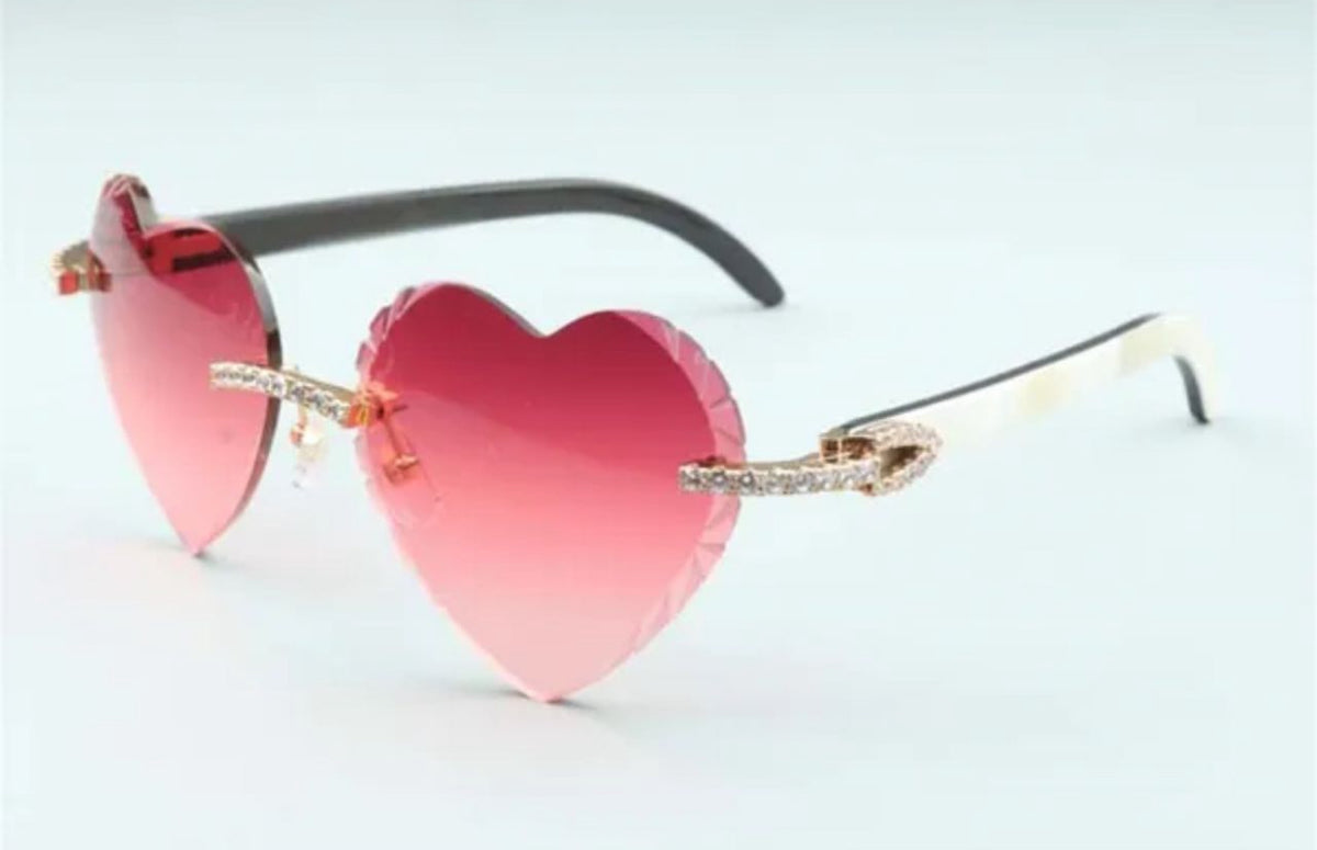 ⭐️ White Buffalo Horn Sunglasses Size 56 Red Heart Lenses