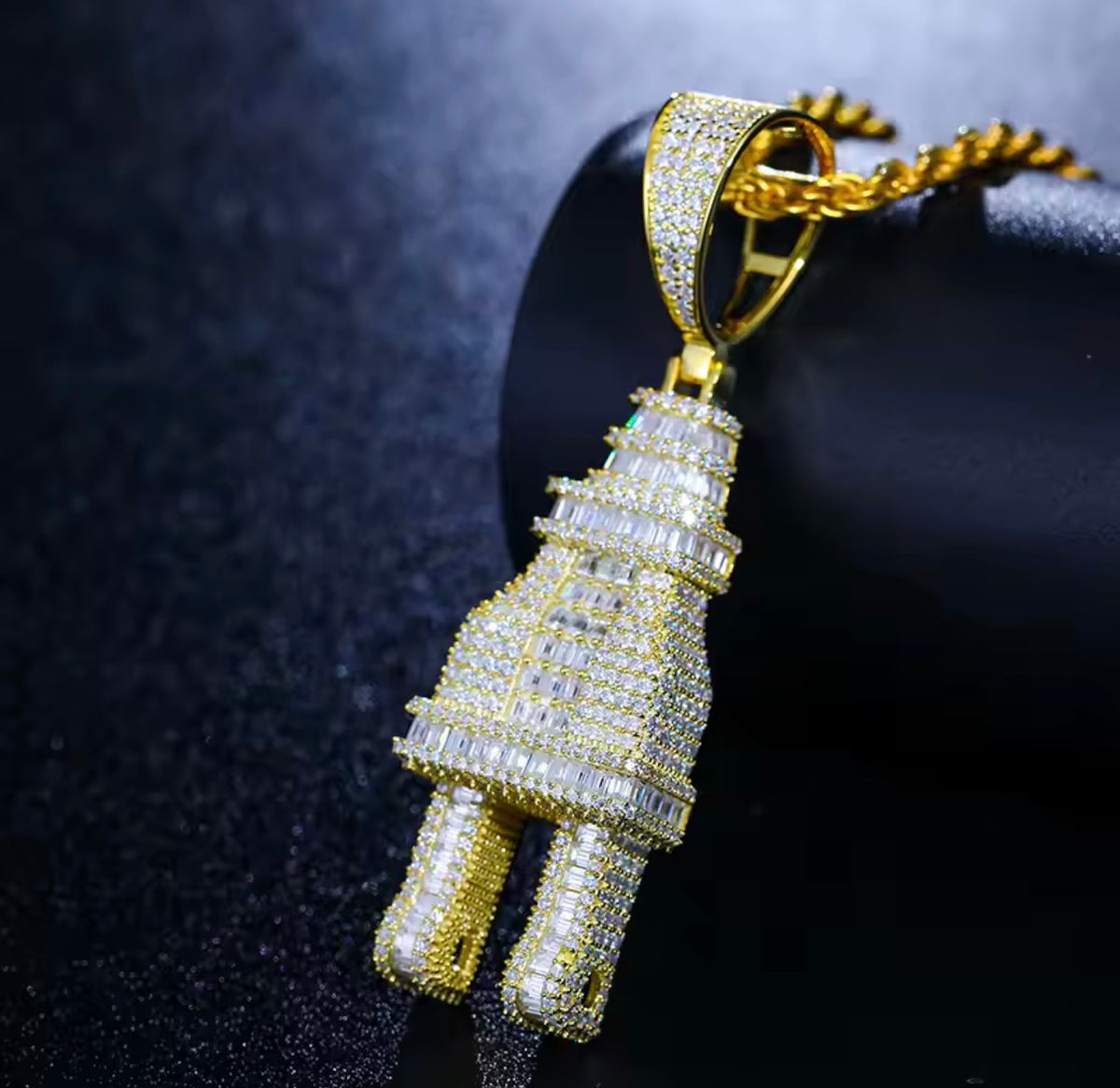 Plug Pendant Vvs Clarity Moissanite 💎